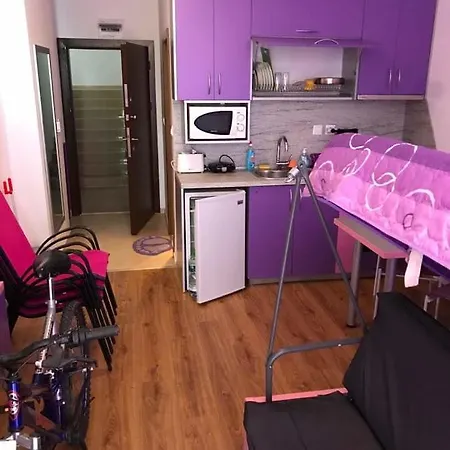 Itan House *